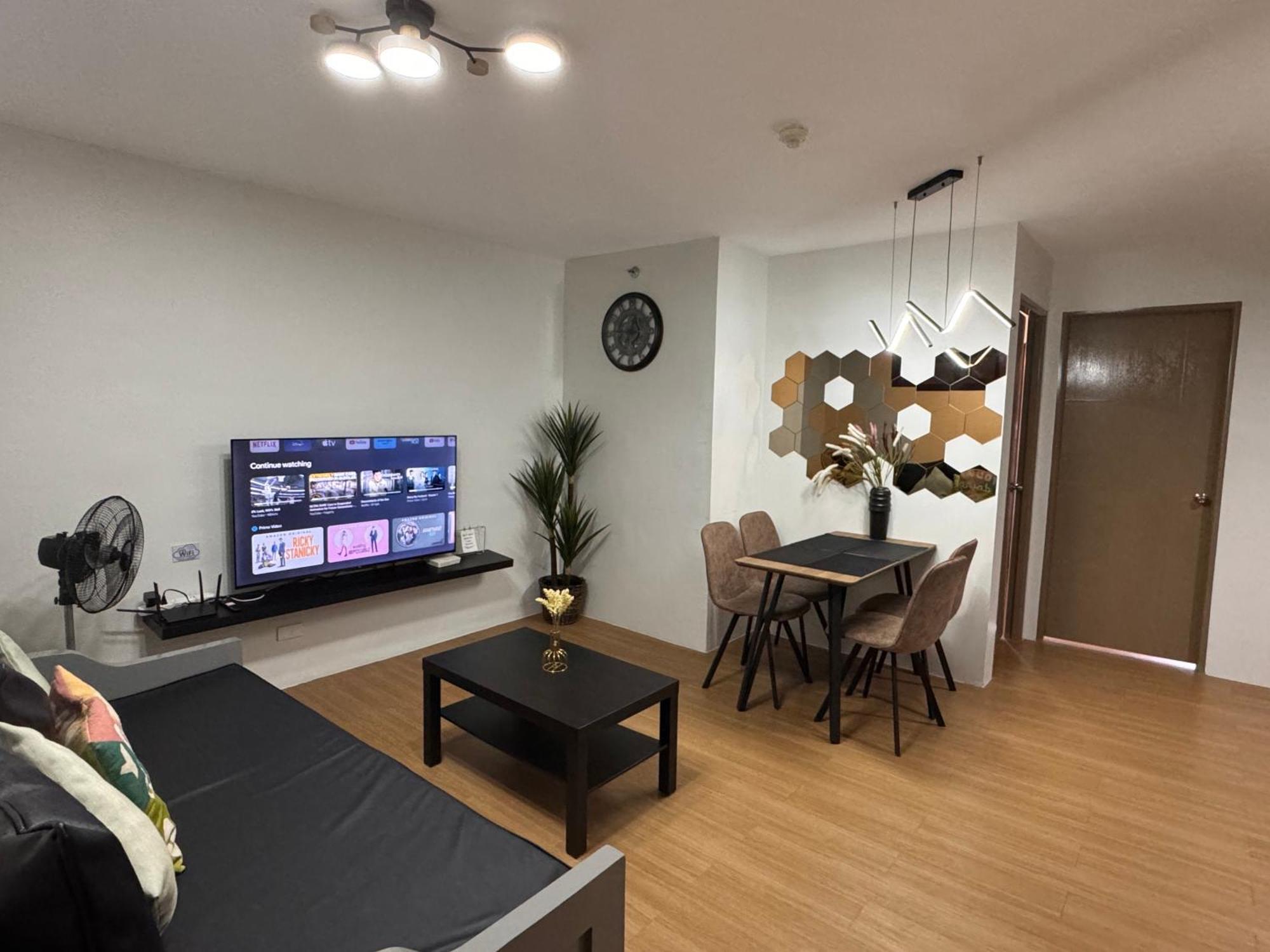 Cozyvilla At Pine Suites Tagaytay 2Br Or Studio With Free Parking 2Br In Basement Parking And Studio In Offsite Parking Tagaytay City Kültér fotó