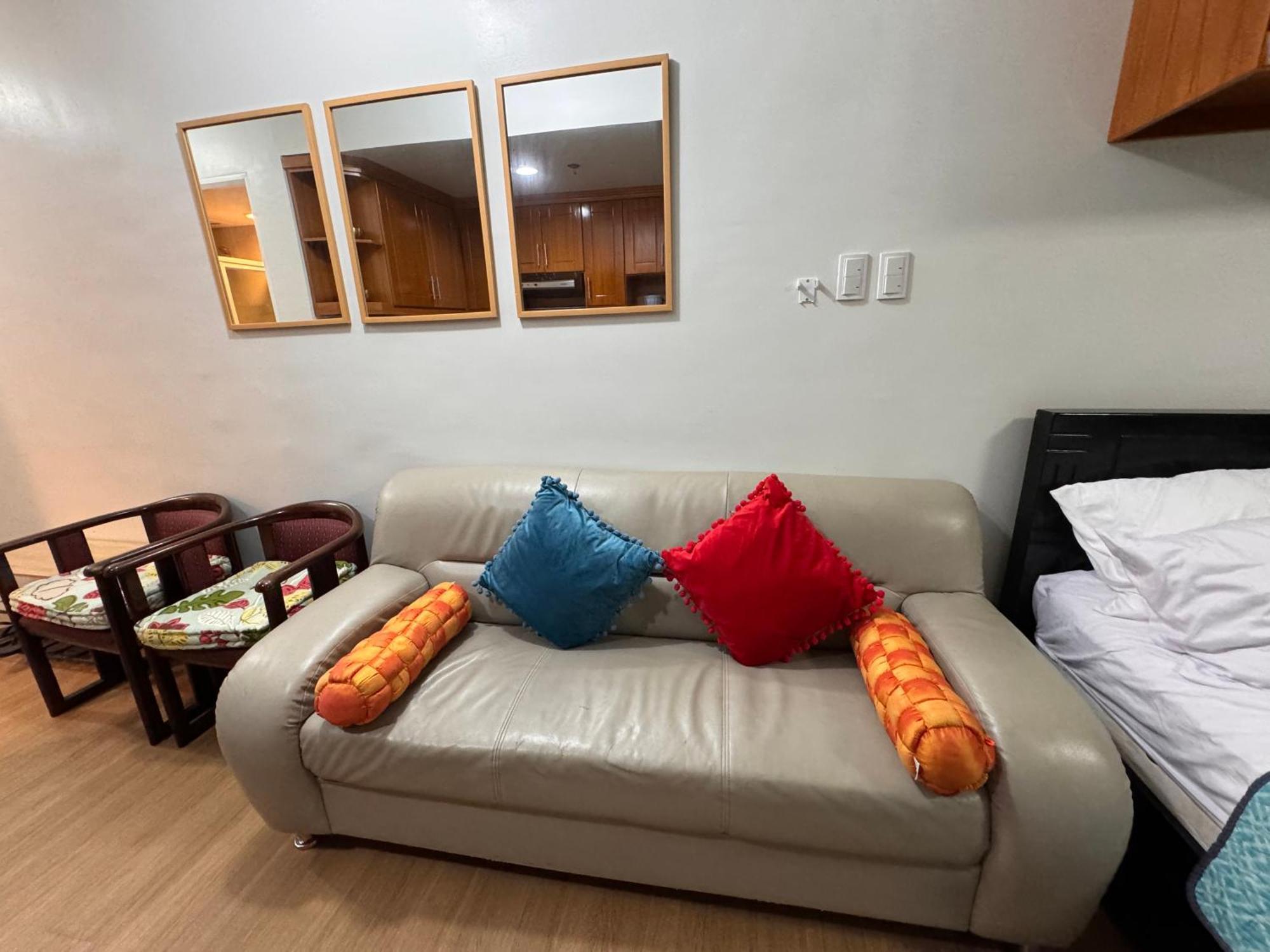 Cozyvilla At Pine Suites Tagaytay 2Br Or Studio With Free Parking 2Br In Basement Parking And Studio In Offsite Parking Tagaytay City Kültér fotó