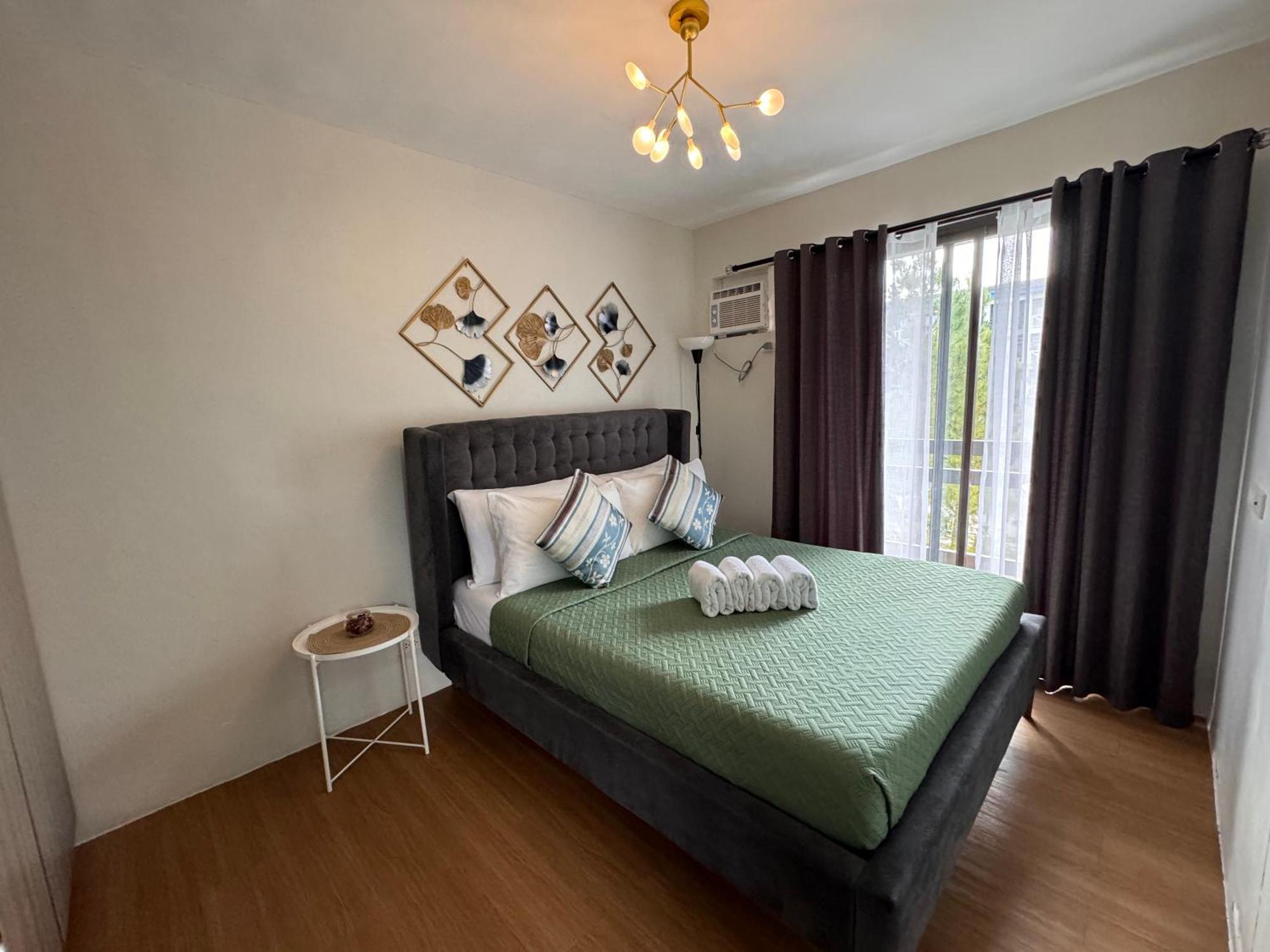 Cozyvilla At Pine Suites Tagaytay 2Br Or Studio With Free Parking 2Br In Basement Parking And Studio In Offsite Parking Tagaytay City Kültér fotó