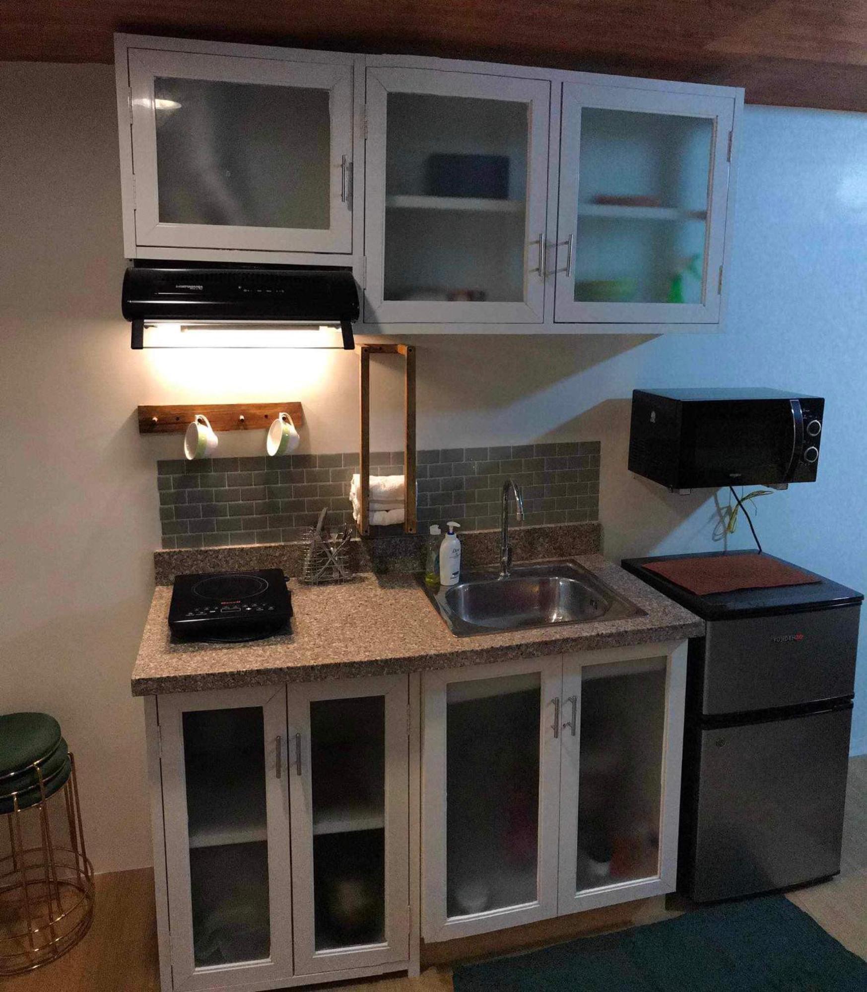 Cozyvilla At Pine Suites Tagaytay 2Br Or Studio With Free Parking 2Br In Basement Parking And Studio In Offsite Parking Tagaytay City Kültér fotó
